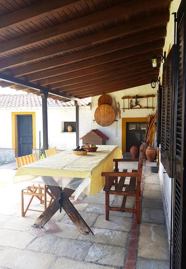 Yiayia'S Rina'S Lovely Cottage Pteria Exterior foto